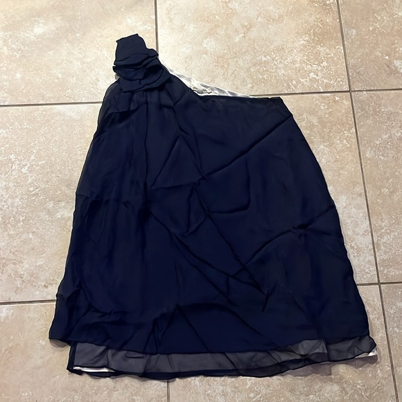 🎈Alice + Olivia Sz XS one shoulder silk blouse - Picture 1 of 15